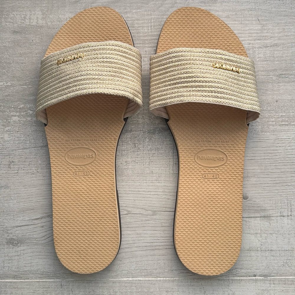 HAVAIANAS